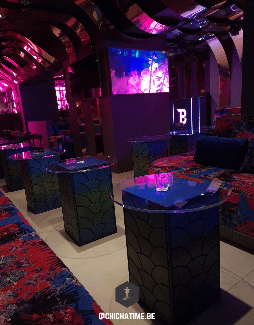 94 Pink Buddha Uccle